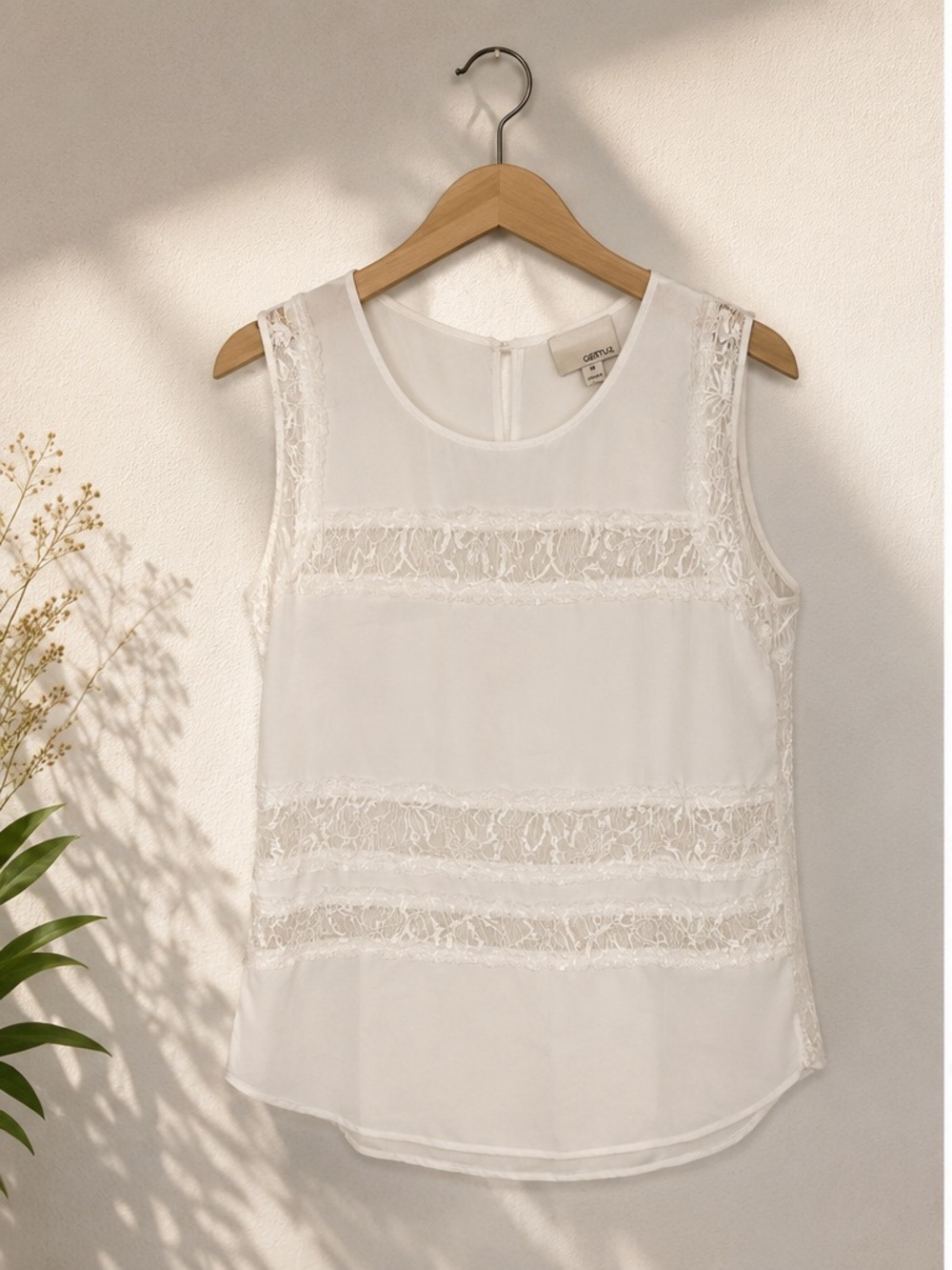Greylin for Anthropologie Lace Semi Sheer Sleeveless Blouse Top M